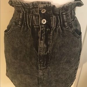 NWT Paperbag Waist Black Acid Wash Denim Skirt